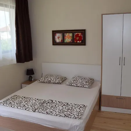 بيت ضيافة Sv Nikola أتوبول